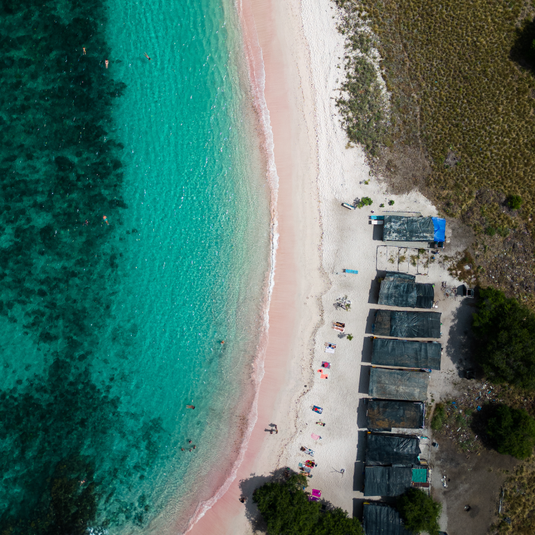 Snorkling and swimming at Pink Beach